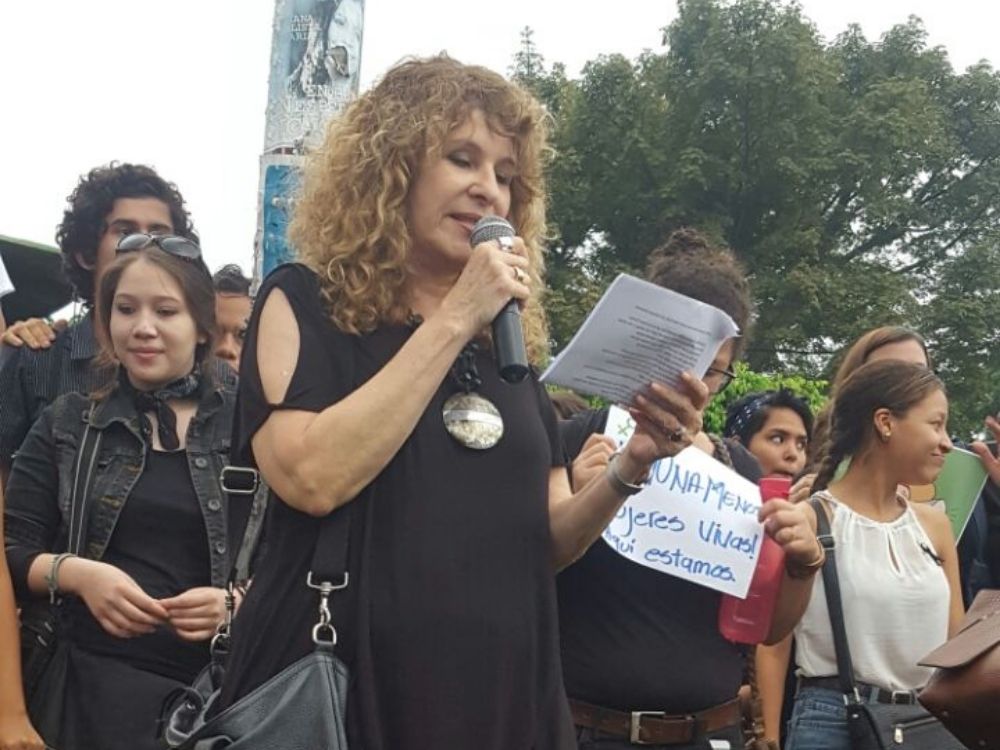 Daniel Ortega retira la nacionalidad a 94 nicaragüenses, entre ellos la poeta Gioconda Belli