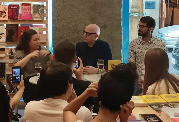 Presentación del libro "Uranio empobrecido" de Katherine Bisquet en Madrid. Foto Árbol Invertido