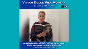 Vivian Vila lee de su libro Espigas de silencio (Ed. Deslinde, 2021).
