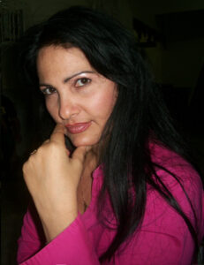 Imagen de la autora cubana Ana Rosa Díaz