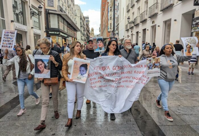 sociedad civil cubana se manifiesta en Madrid en el Día de las Madres