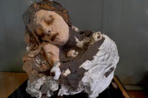 Girl sculpture, to use in "Euphoric Students... "chapter one novel "The Vivarium", by Anna Kushner.