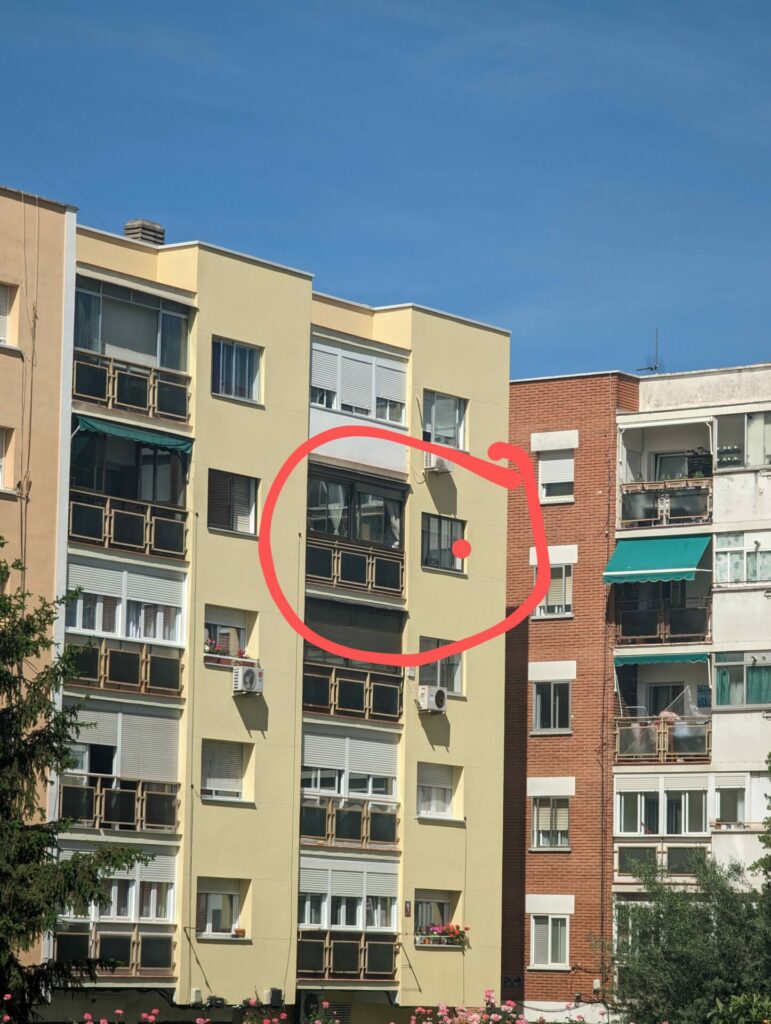 edificio de habitaciones en Madrid
