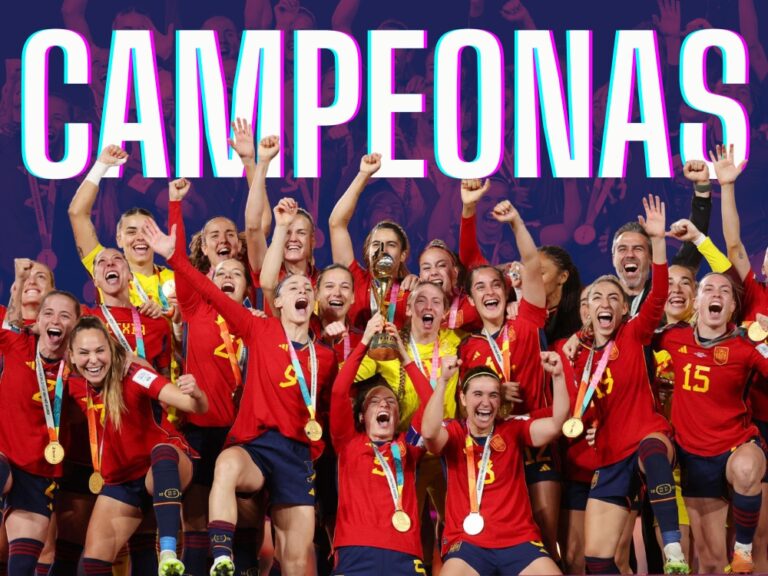 Equipo español campeonas del mundial de fútbol femenino 2023
