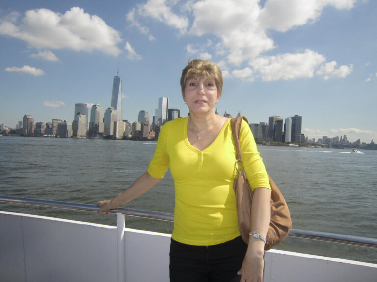 Lucía González, una mujer transexual cubana que vive en Canadá, de visita en la ciudad de Nueva York