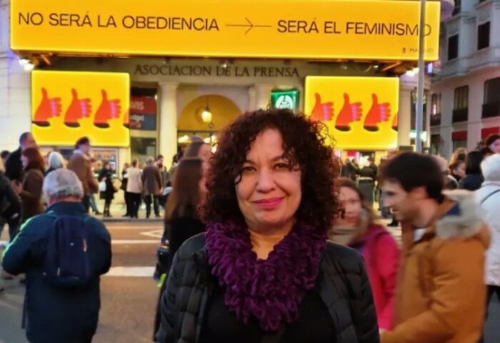 Fotografía de Ileana Álvarez, directora de Alas Tensas Revista Feminista Cubana.