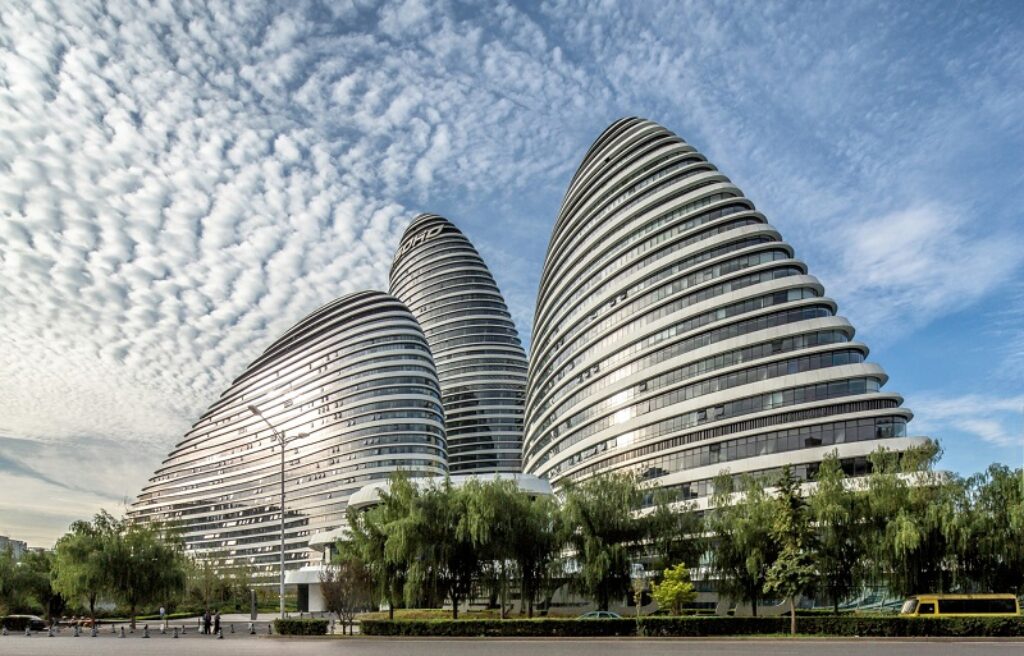 Foto del edificio Wangjing Soho, diseñado por la arquitecta Zaha Hadid.