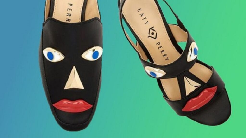 Zapatos que Katy Perry eliminó de la colección por las críticas referentes a su parecido al blackface.