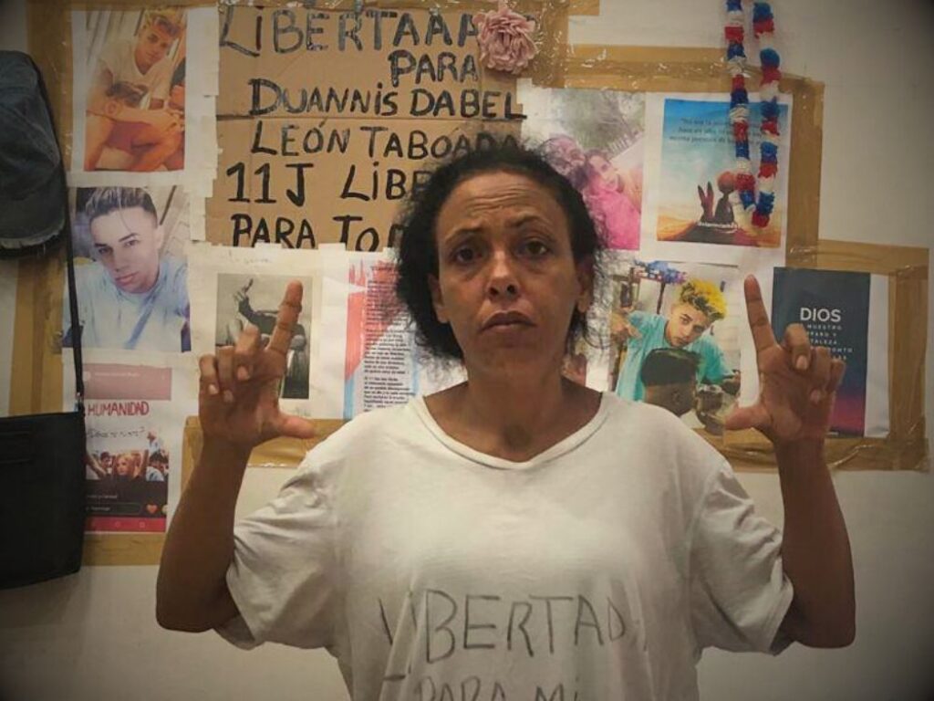 Jenni Taboada madre de preso político cubano Duannis Dabel León