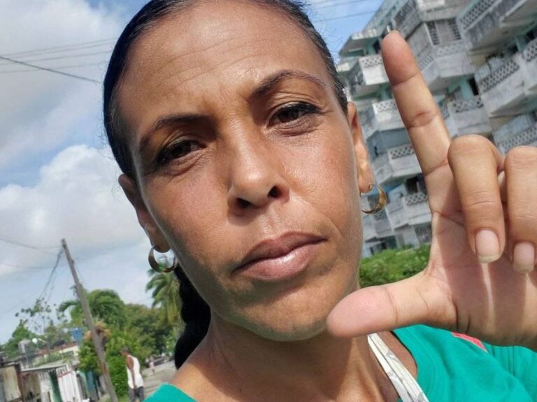 Jenni Taboada madre de preso político cubano