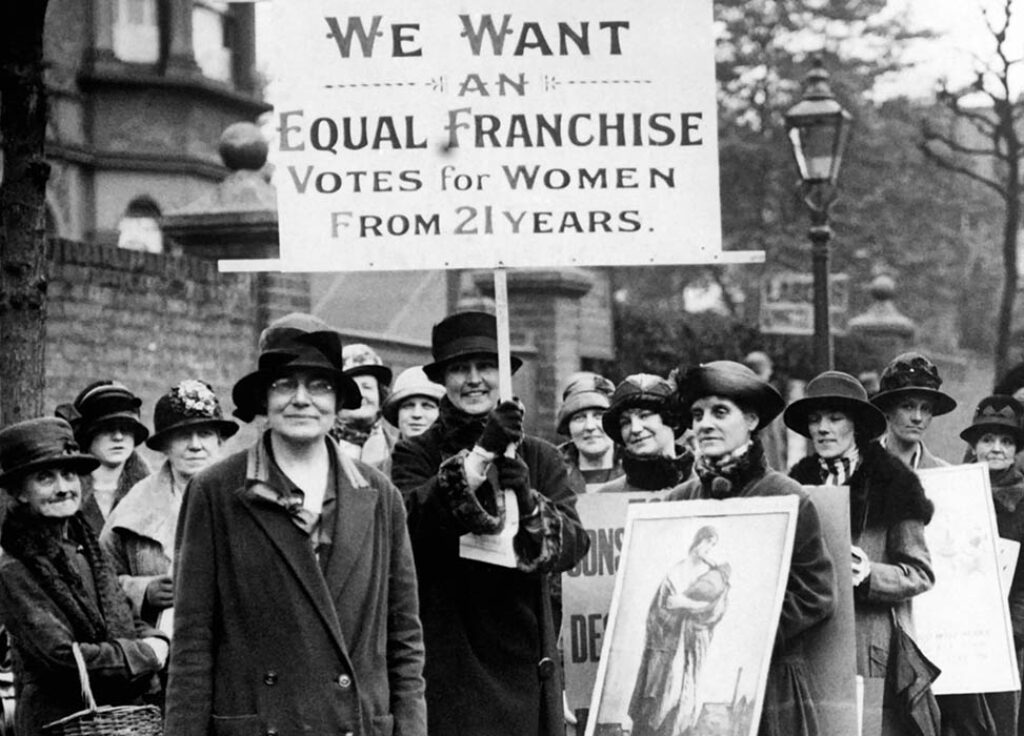 Manifestación de mujeres exigiendo el derecho al voto, Londres, 1920.