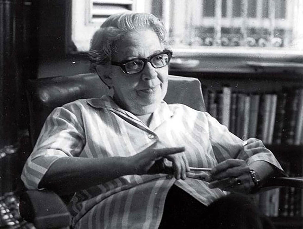 Mirta Aguirre Carreras (La Habana, 1912-1980).