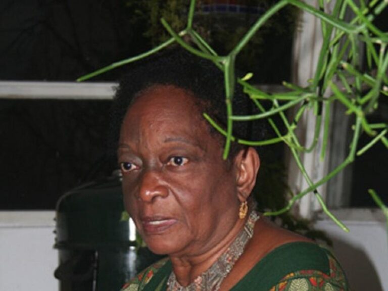La poeta cubana Georgina Herrera