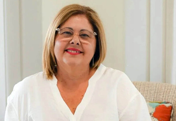 Mireya Goñi Camejo (La Habana, 1966), poeta y especialista en Literatura Hispanoamericana.