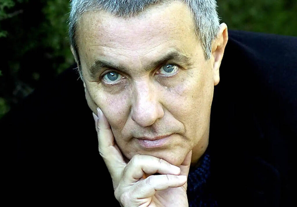 Abilio Estévez, dramaturgo, narrador y ensayista.