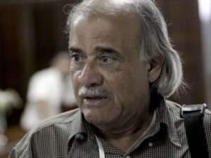 Manuel López Oliva, artista y crítico de arte cubano.