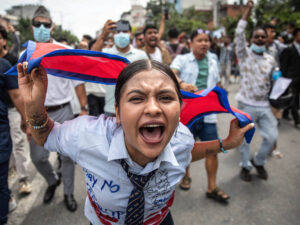 Las protestas en Nepal se intensificaron tras la represión policial.