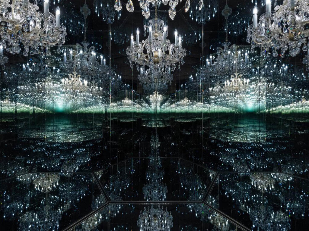 Yayoi Kusama: "Lámpara del sufrimiento" (2016-2018).