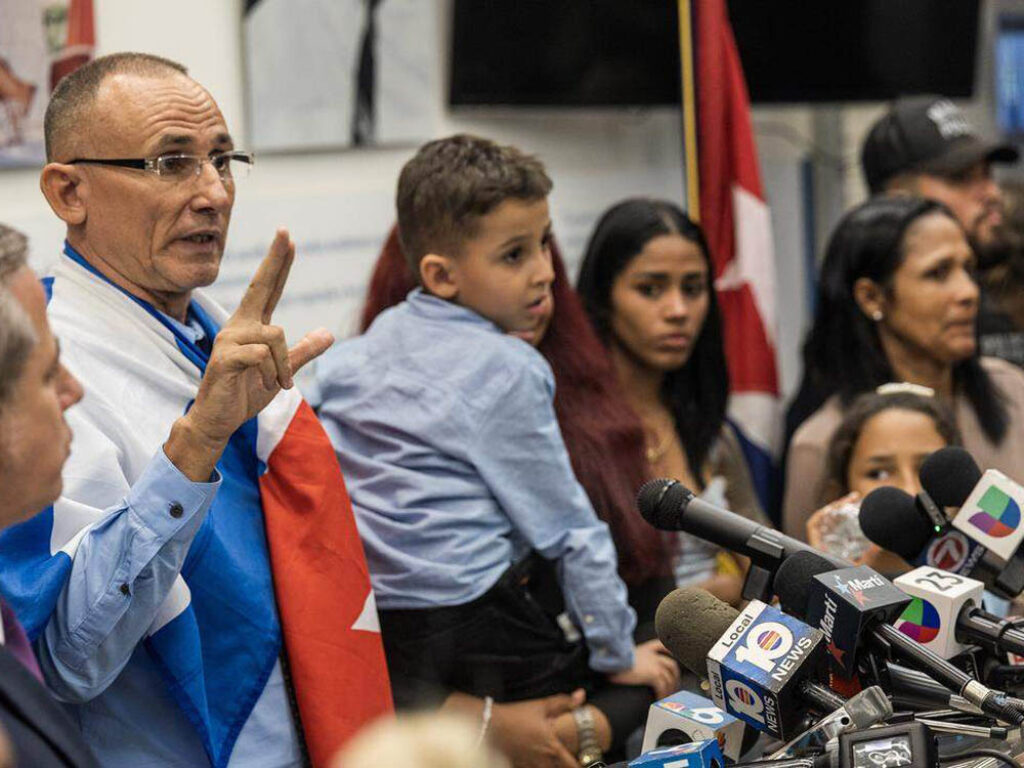 José Daniel Ferrer en una rueda de prensa tras su llegada a Estados Unidos.