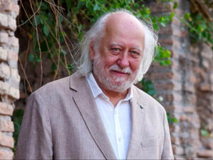László Krasznahorkai, Premio Nobel de Literatura 2025.
