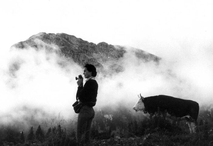 Henri Cartier-Bresson: "Martine Franck en Suiza" (1984).
