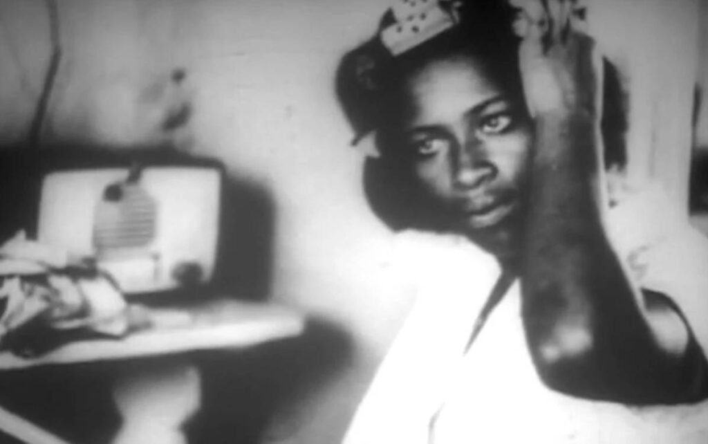 "Coffea Arabiga" (1968), documental de Nicolás Guillén Landrián.