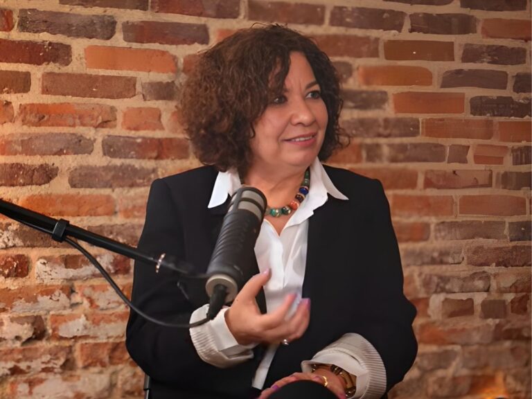 Ileana Álvarez, directora de Alas Tensas.