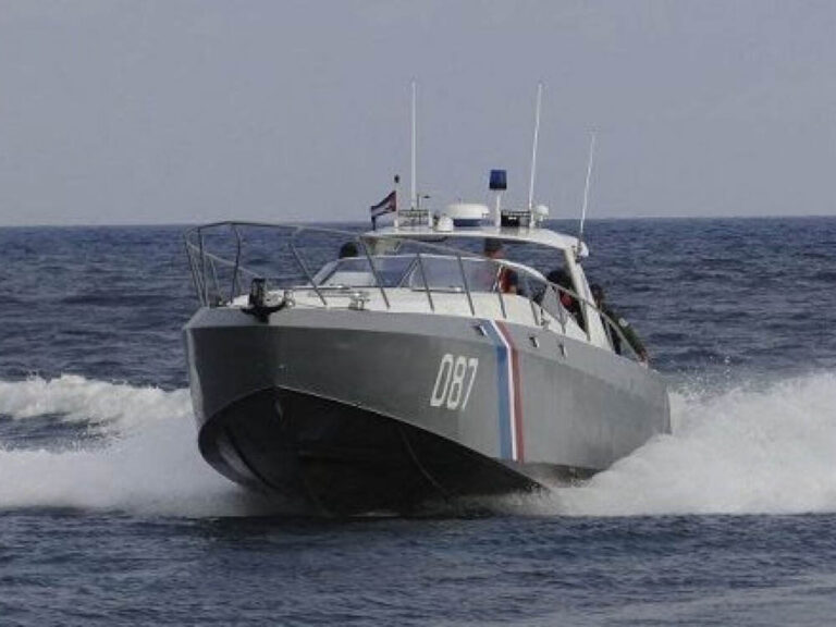 Lancha de las Tropas Guardafronteras cubanas.