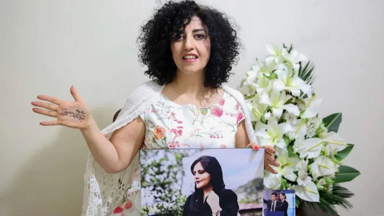 La activista iraní Narges Mohammadi.