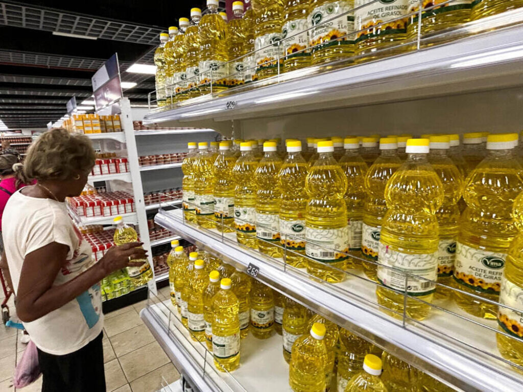 Tienda en divisas en Cuba.