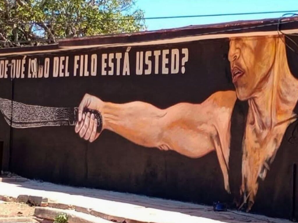 Mural del artista chileno Rata Virus.