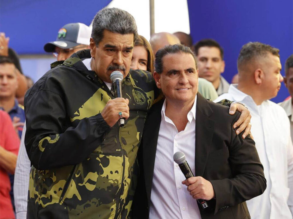 Alex Saab junto a Nicolás Maduro. Foto: Jesús Vargas
