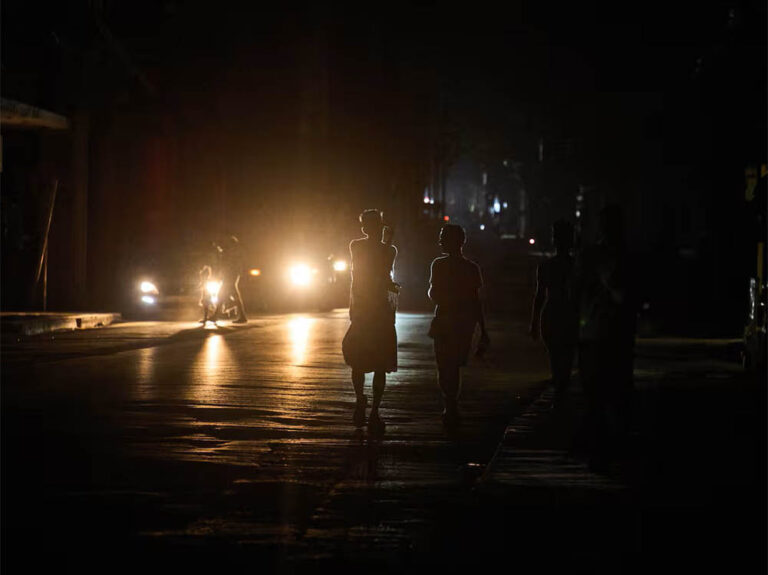 Apagón en La Habana.