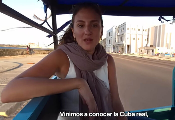Carolina Amoroso, periodista argentina, en su documental "Cuba, la isla que se apaga" (2026).