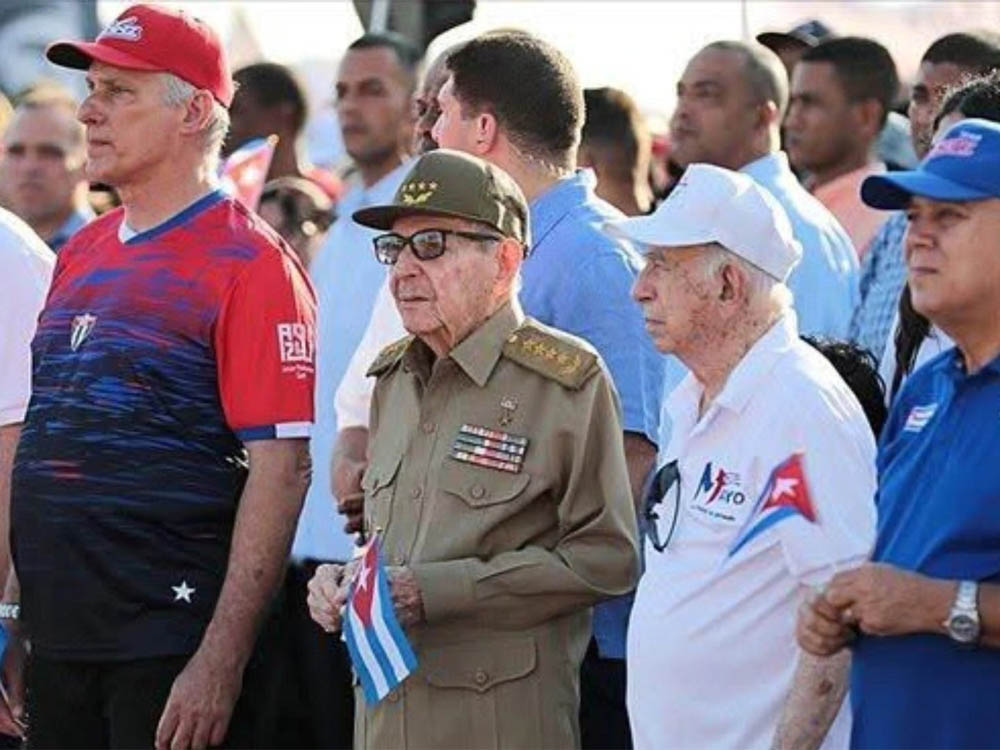 “Listos para la carga al machete”: Cuba desafía a EE.UU. en el Primero de Mayo