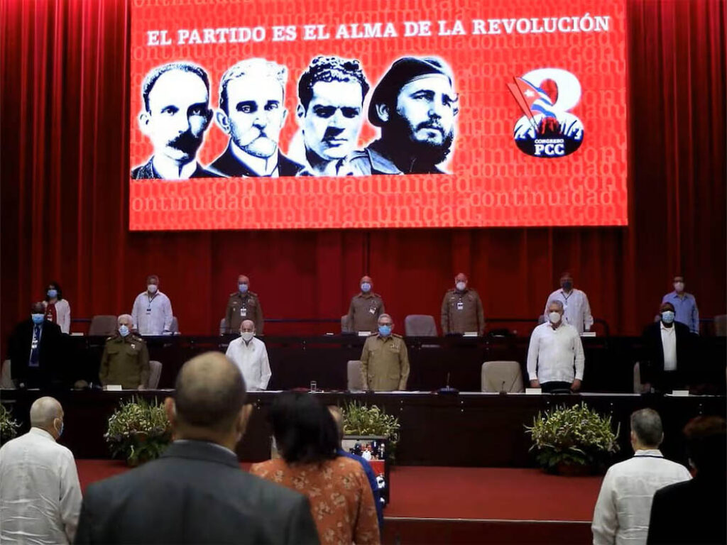 Raúl Castro preside el octavo congreso del Partido Comunista, único legalmente reconocido en Cuba. Abril de 2021.