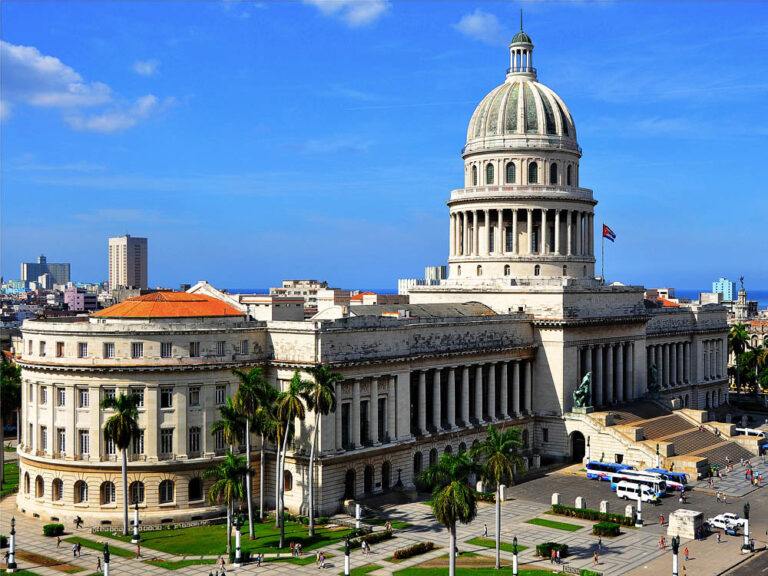 El Capitolio de La Habana, sede de la Asamblea Nacional del Poder Popular en Cuba.